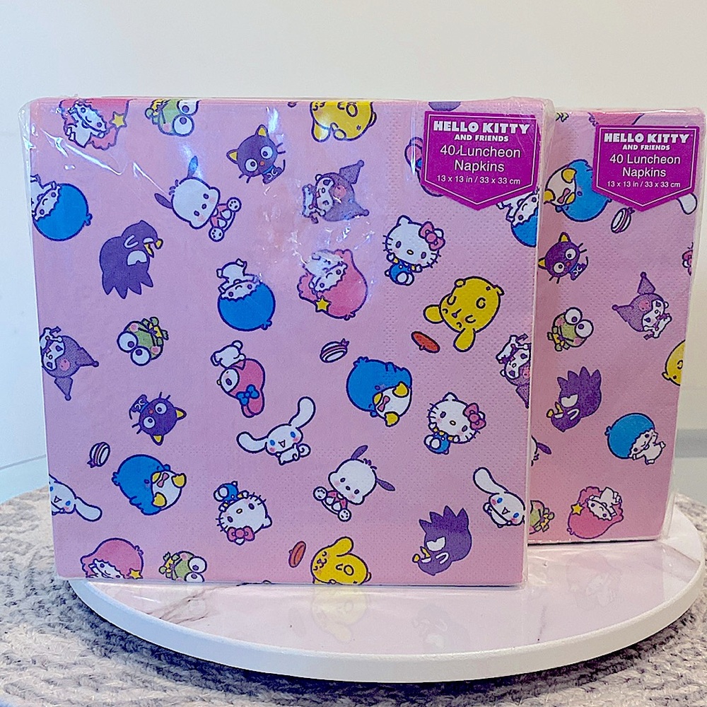 🎄🎀Hello Kitty & Friends - Set of 2 - Luncheon  Napkins